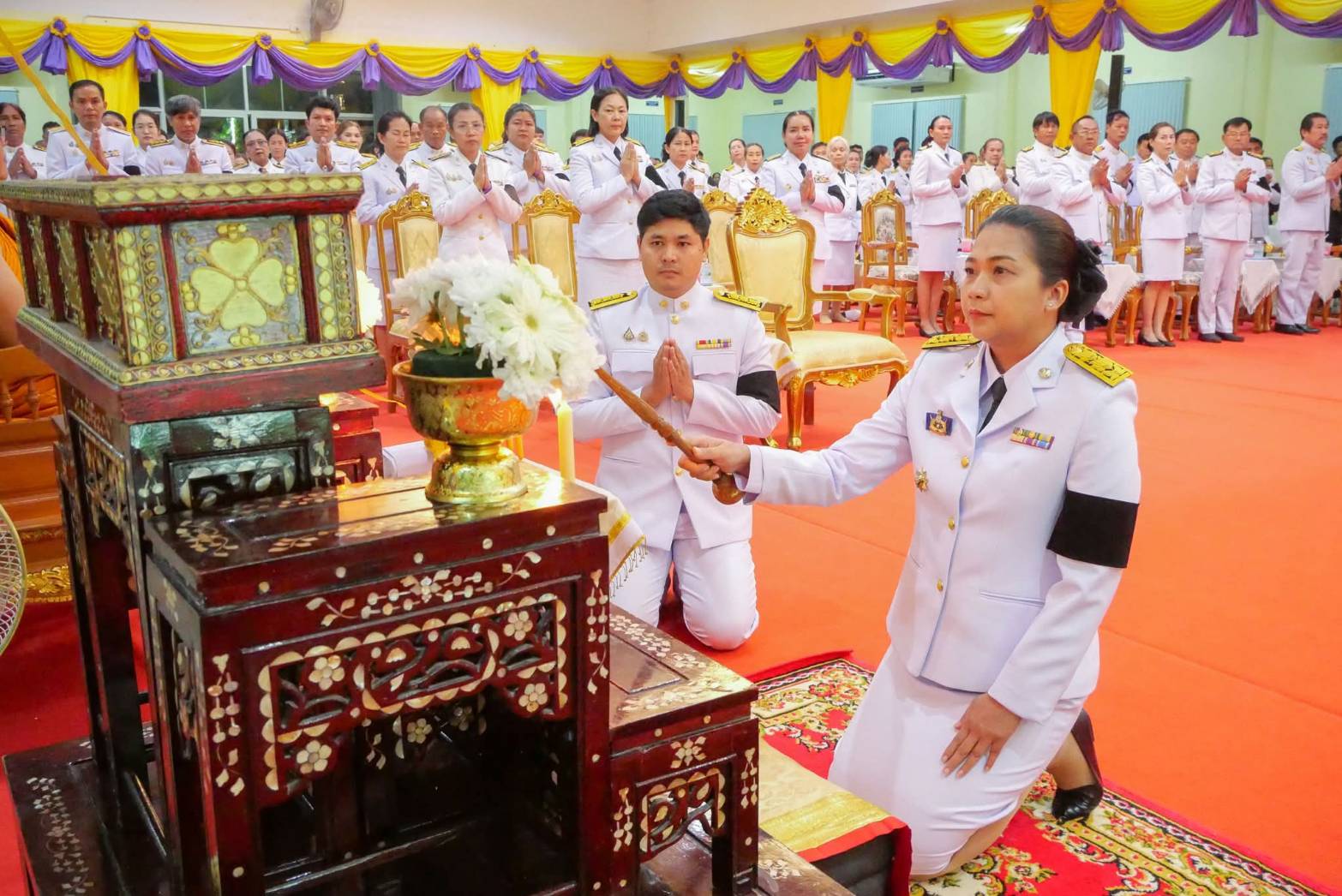 เข้าร่วมพิธีบำเพ็ญพิธีกุศลสัตตมวาร (7 วัน) อุทิศถวายเป็นพระราชกุศล แด่สมเด็จพระนางเจ้าสิริกิติ์ พระบรมราชินีนาถ พระบรมราชชนนีพันปีหลวง