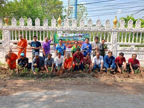 กิจกรรมพัฒนาสถานที่วัดท่าตะโก  ตามโครงการขับเคลื่อนตำบลเข้มแข็ง ตามหลักปรัชญาของเศรษฐกิจพอเพียง ประจำปีงบประมาณ 2569