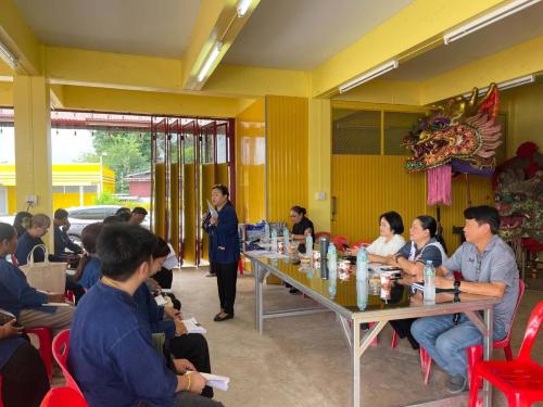 การประชุมคณะกรรมการตำบลลาดยาว เพื่อทบทวนคำสั่งแต่งตั้งอาสาสมัครจัดเก็บข้อมูลพื้นฐาน (จปฐ.) และข้อมูลพื้นฐานระดับหมู่บ้าน (กชช. 2ค) ประจำปี 2570 และชี้แจงการเตรียมความพร้อมในการจัดทำดอกไม้จันทน์ของจังหวัดนครสวรรค์ 